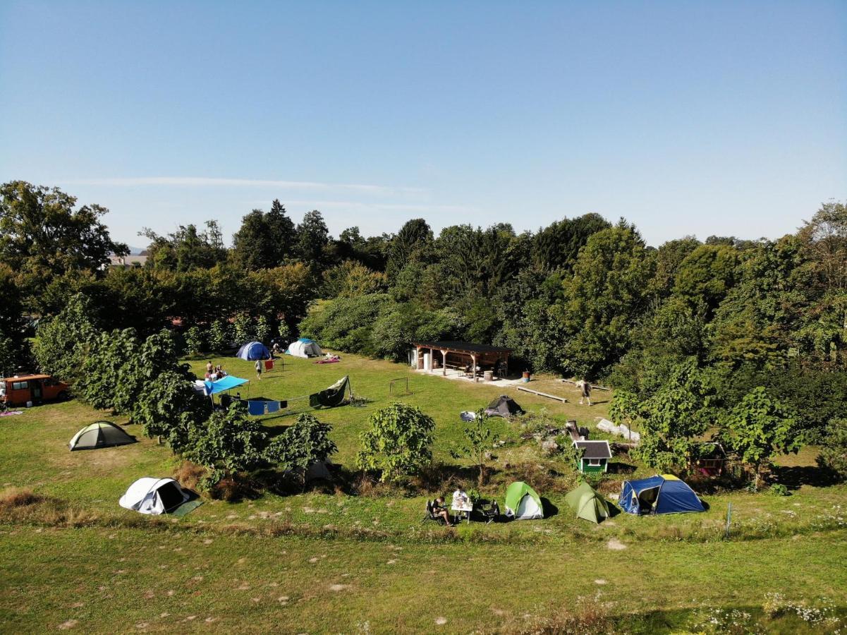 Hotel Camping @ Nogometni Golf Lublaň Exteriér fotografie